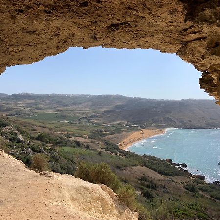 Sunrise Apt Near Beach Smarttv & Netflix Birżebbuġa Exterior foto
